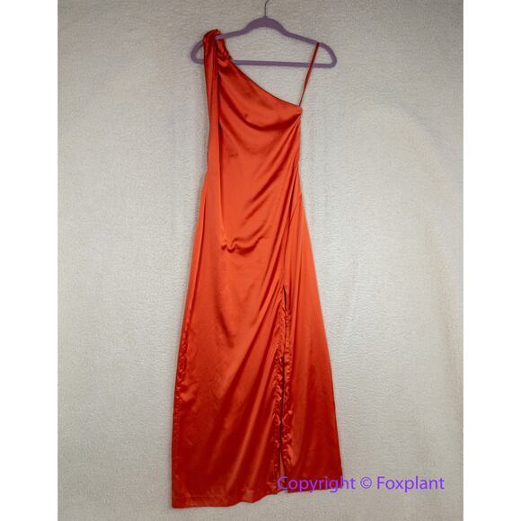 Free People Victoria Maxi Dress in orange One-Shoulder Slit Maxi Gown  size 4 - Picture 3 of 16